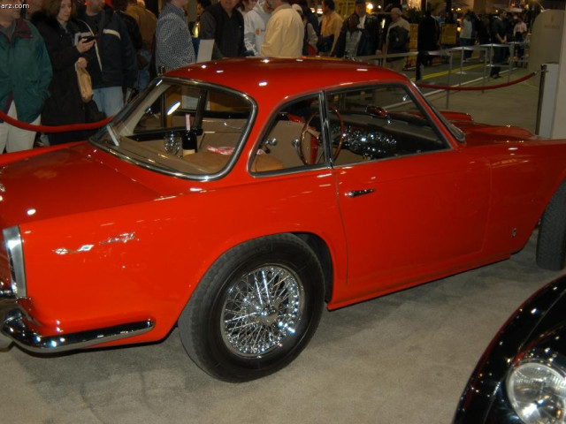 Triumph Italia 2000 фото