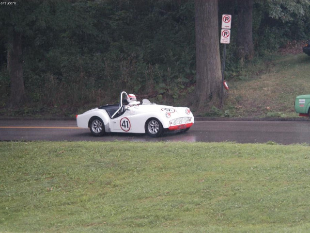 Triumph TR3A фото