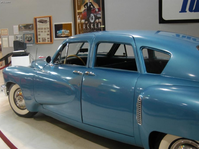 Tucker Torpedo фото