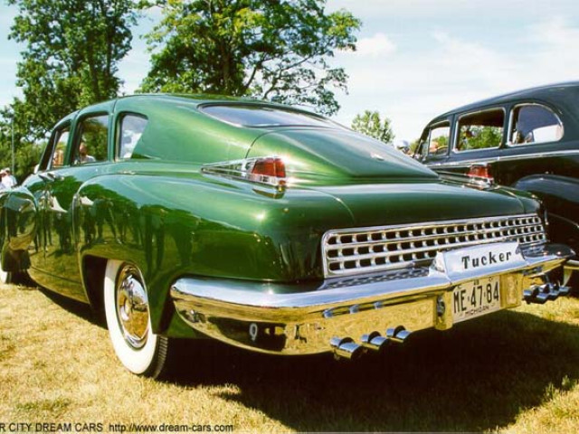 Tucker Torpedo фото