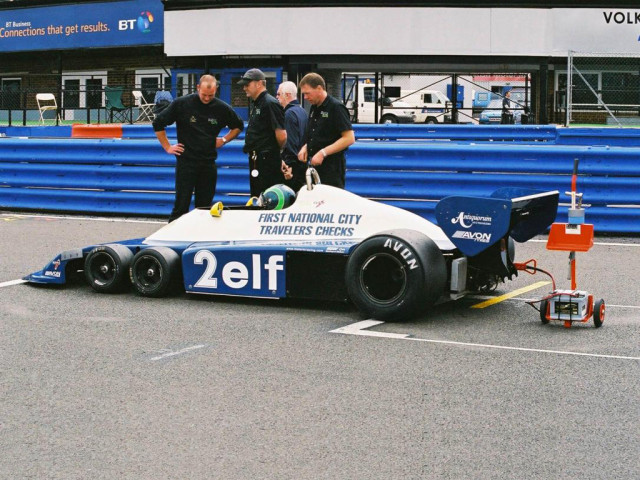 Tyrrell P34 фото