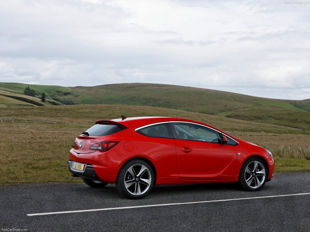 Vauxhall Astra GTC фото