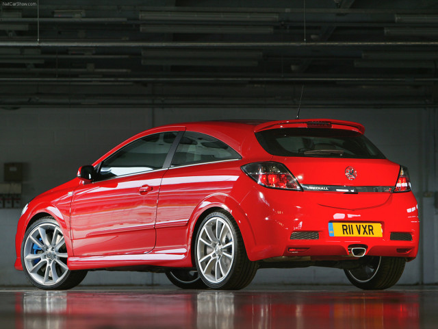 Vauxhall Astra VXR фото