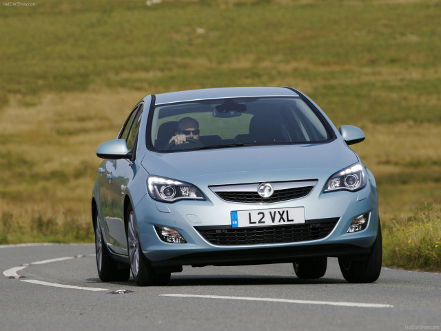 Vauxhall Astra фото