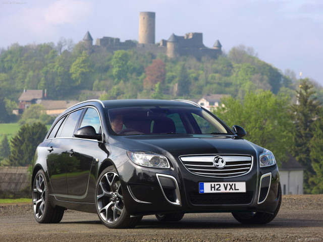 Vauxhall Insignia VXR Sports Tourer фото