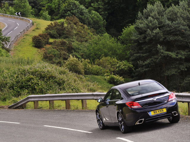 Vauxhall Insignia VXR фото