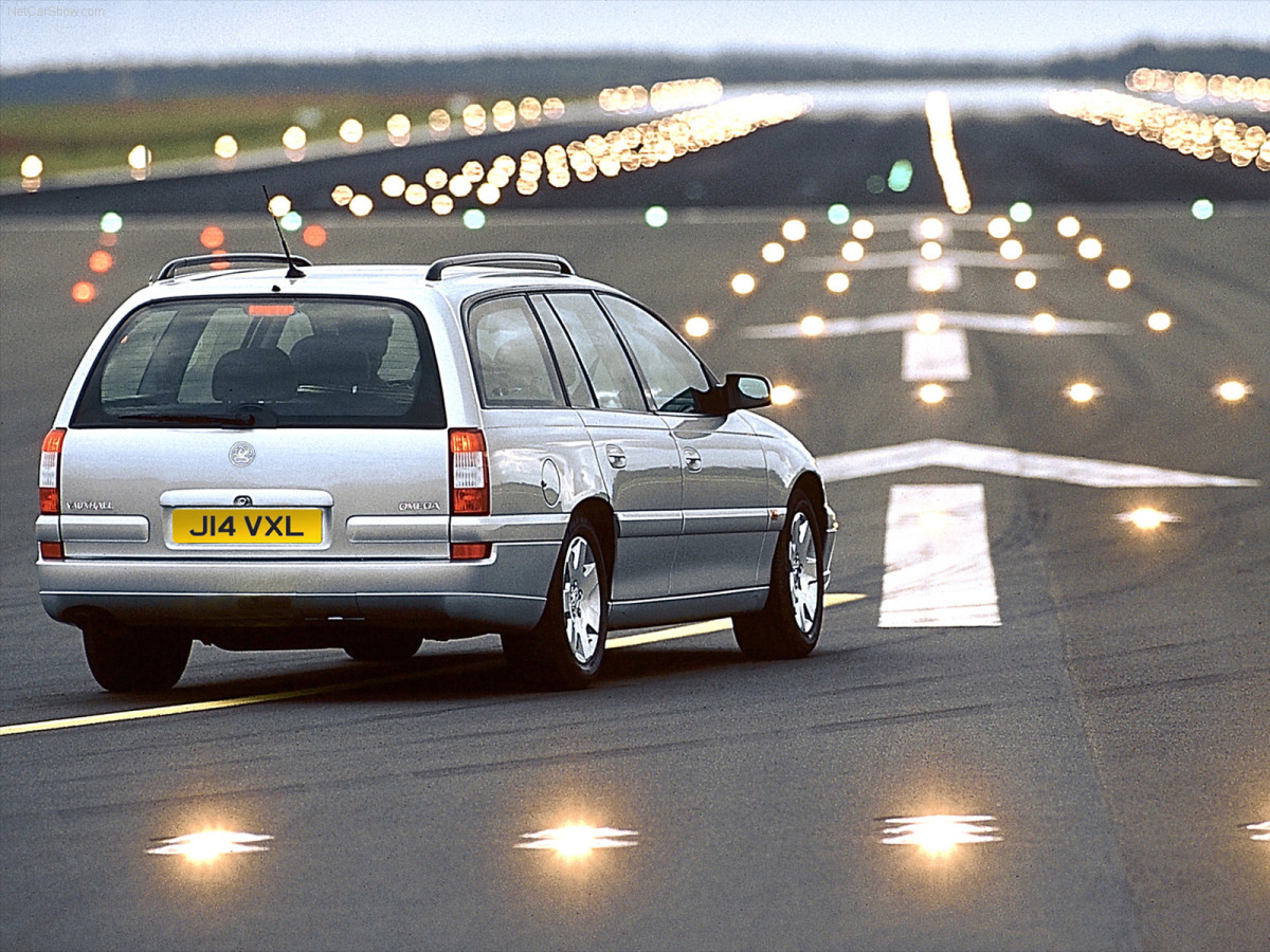 Vauxhall Omega фото 35681