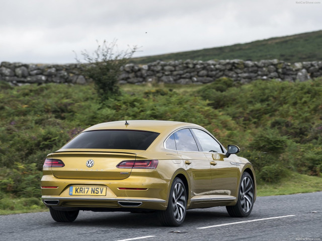 Volkswagen Arteon R-Line фото