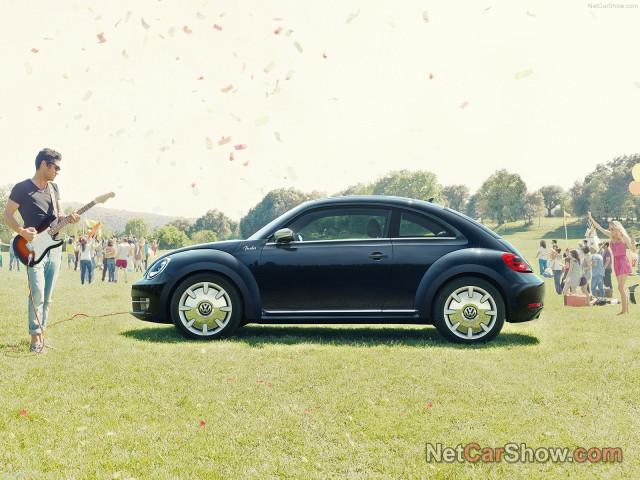 Volkswagen Beetle фото