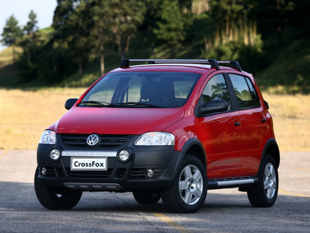 Volkswagen CrossFox фото