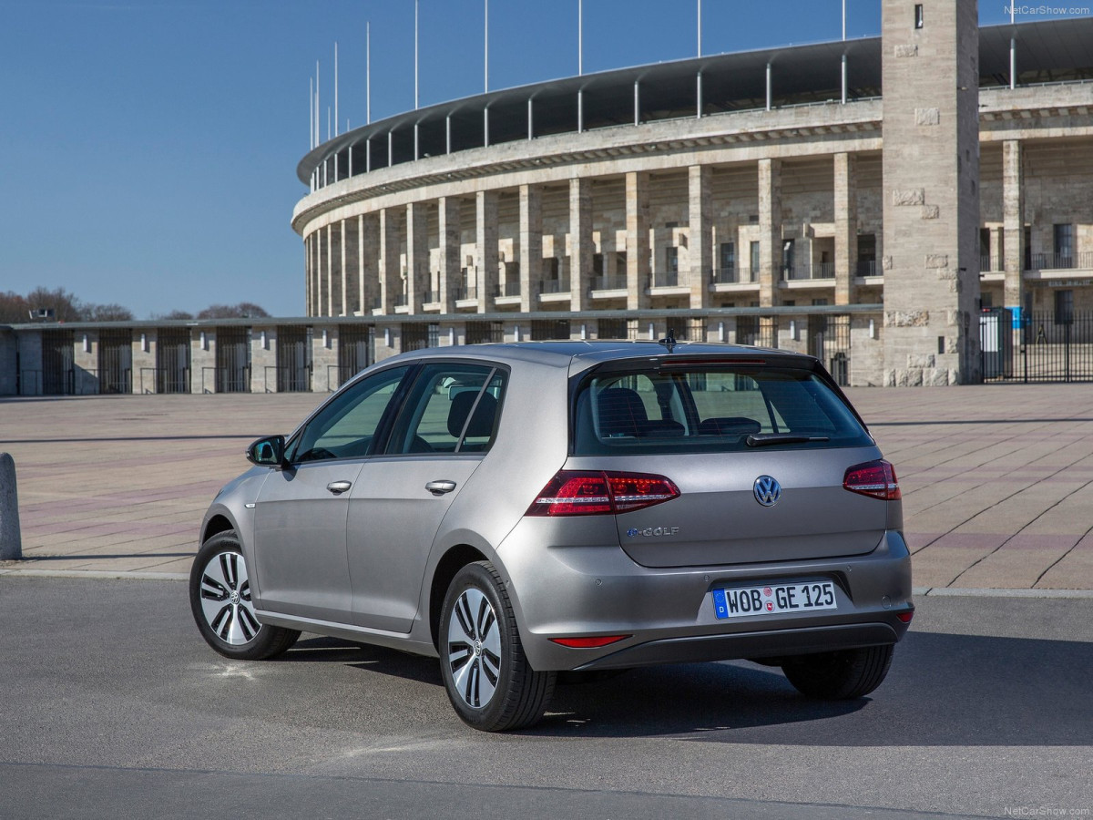 Volkswagen e-Golf фото 120277