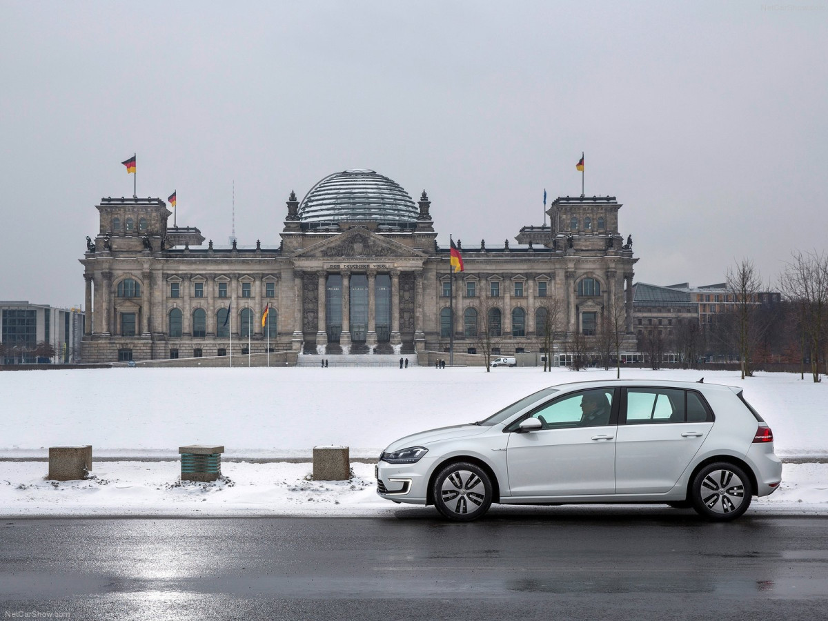 Volkswagen e-Golf фото 120283