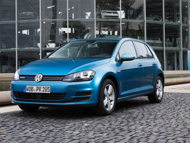 Volkswagen Golf BlueMotion фото