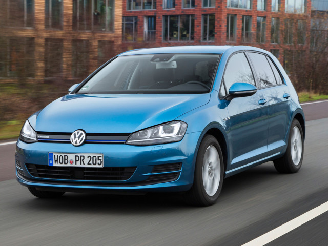 Volkswagen Golf BlueMotion фото