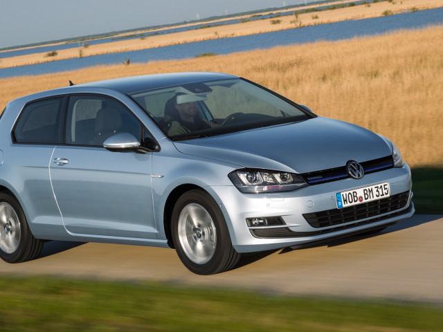 Volkswagen Golf BlueMotion фото