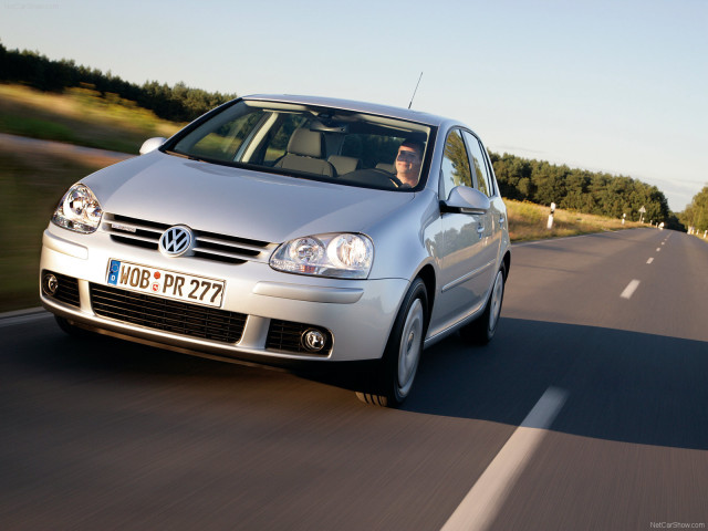 Volkswagen Golf BlueMotion фото