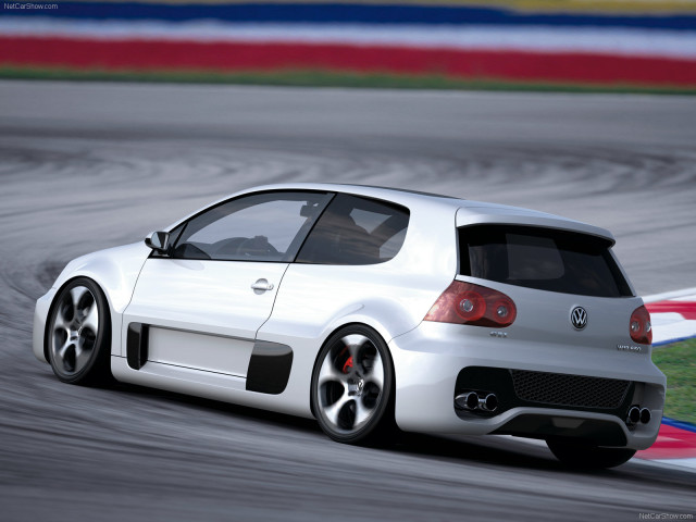 Volkswagen Golf GTI W12 650 фото