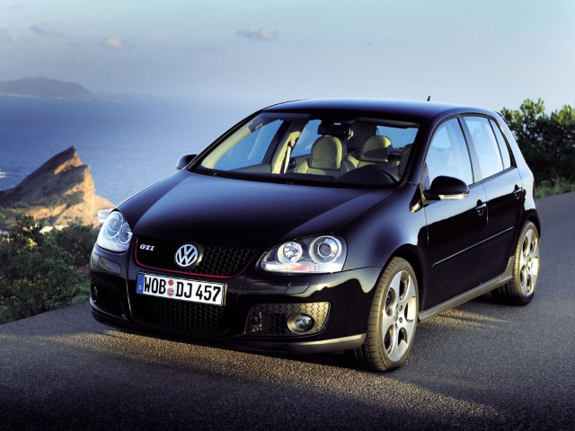 Volkswagen Golf GTI фото