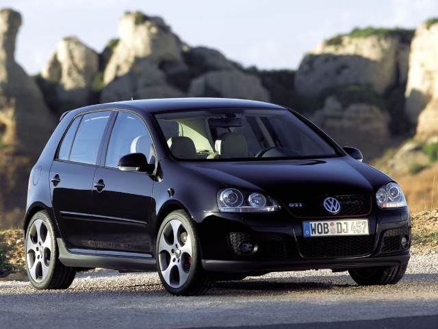 Volkswagen Golf GTI фото