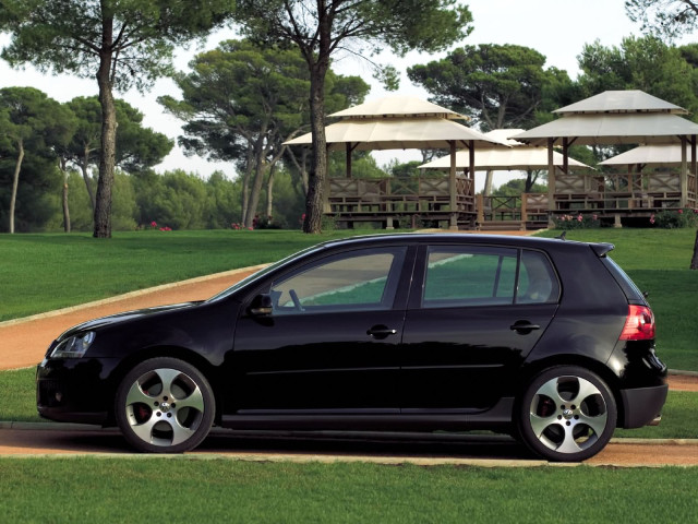 Volkswagen Golf GTI фото