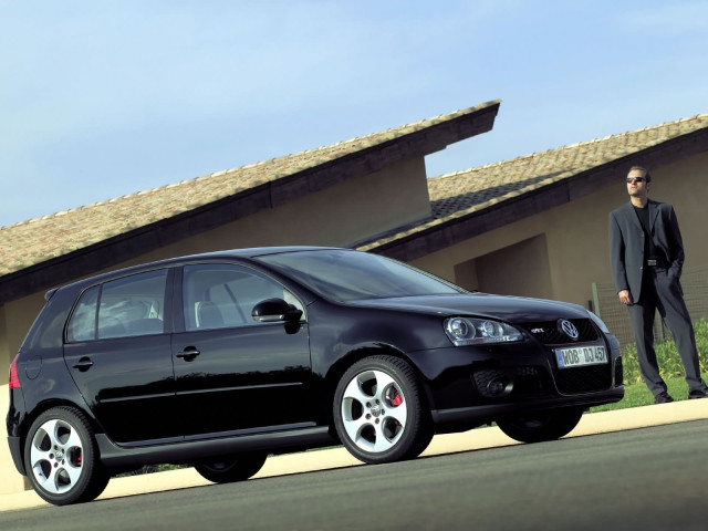 Volkswagen Golf GTI фото