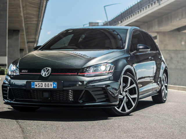 Volkswagen Golf GTI фото