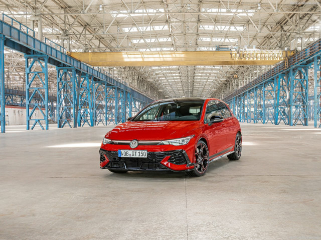 Volkswagen Golf GTI фото