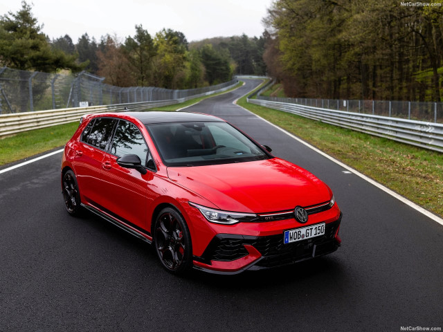 Volkswagen Golf GTI фото