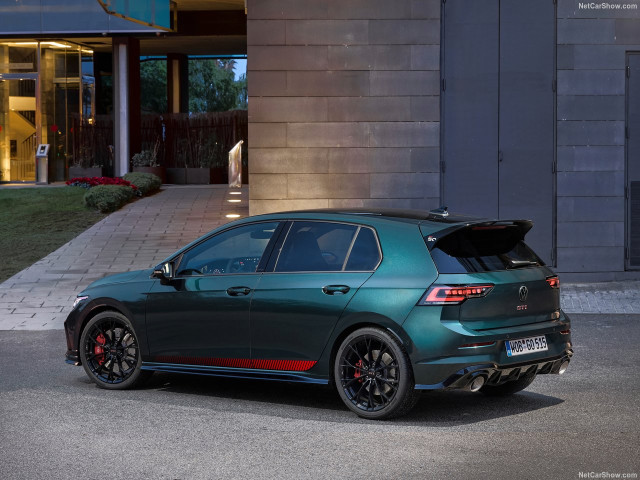 Volkswagen Golf GTI фото