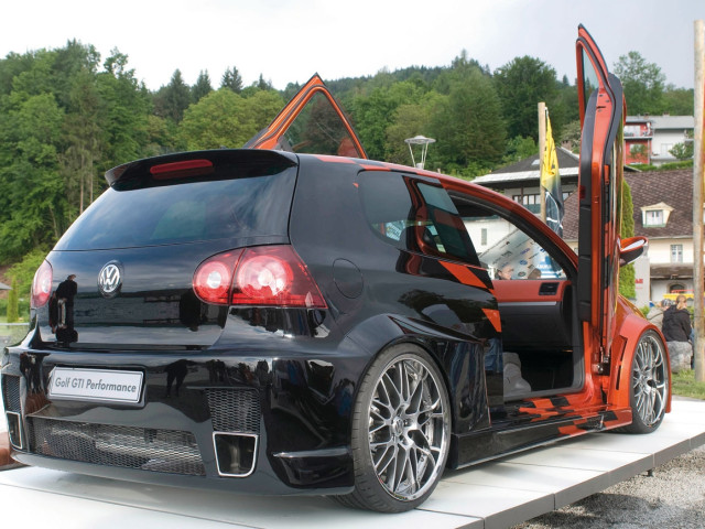 Volkswagen Golf GTI фото