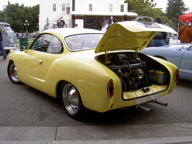 Volkswagen Karmann Ghia фото