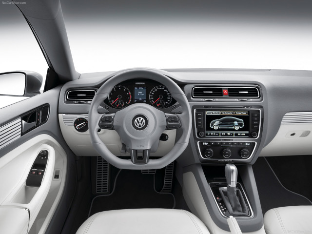 Volkswagen New Compact Coupe фото