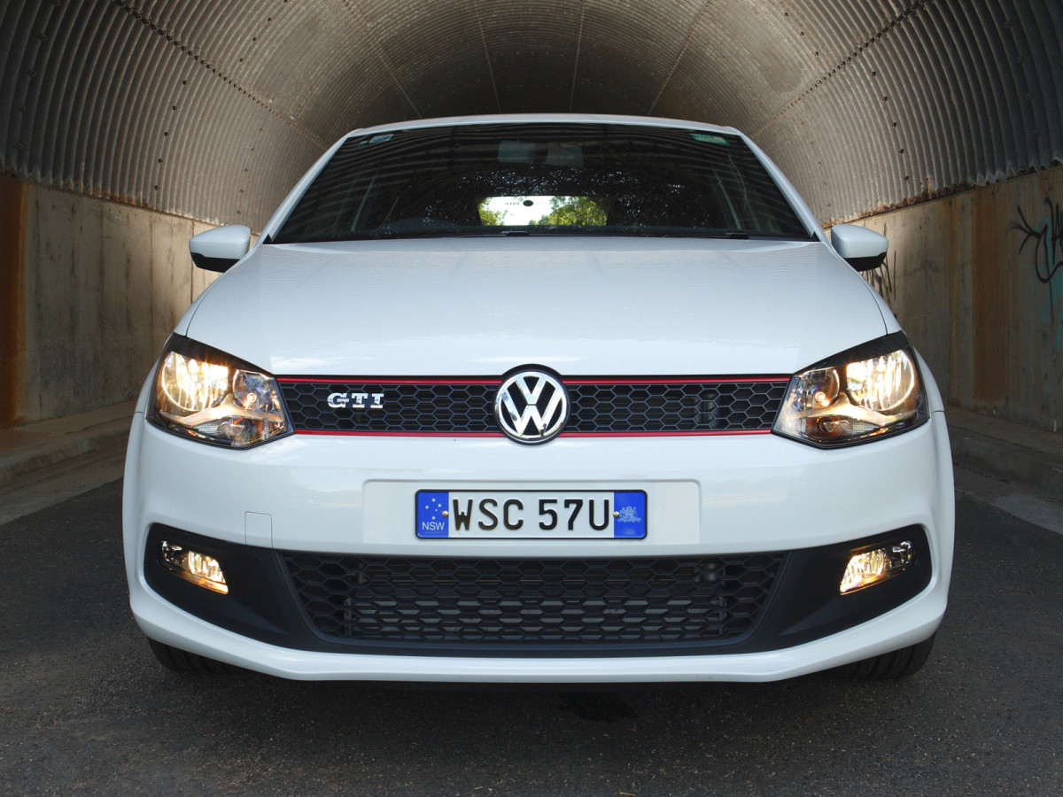 Volkswagen Polo GTI фото 101140