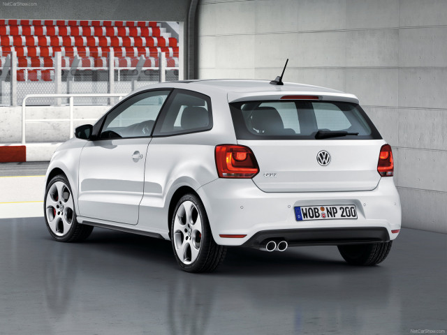 Volkswagen Polo GTI фото