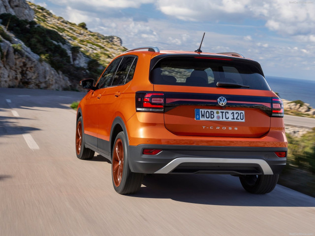 Volkswagen T-Cross фото