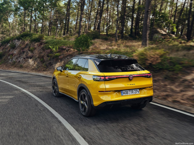 Volkswagen T-Roc фото