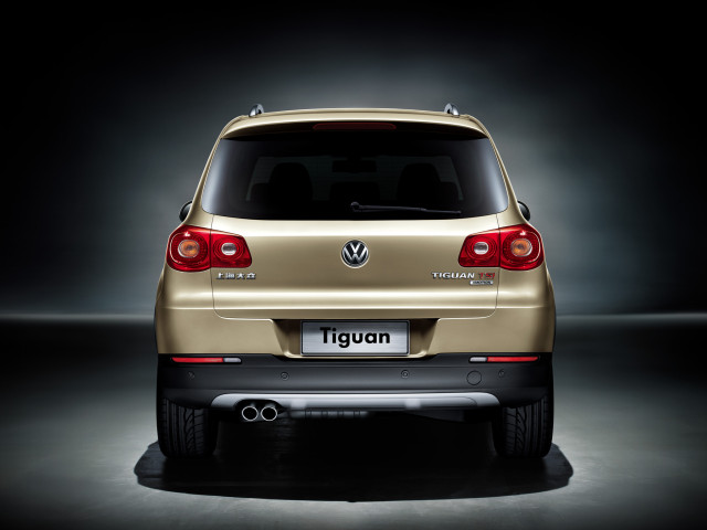 Volkswagen Tiguan фото