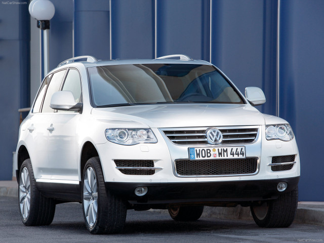 Volkswagen Touareg Blue фото