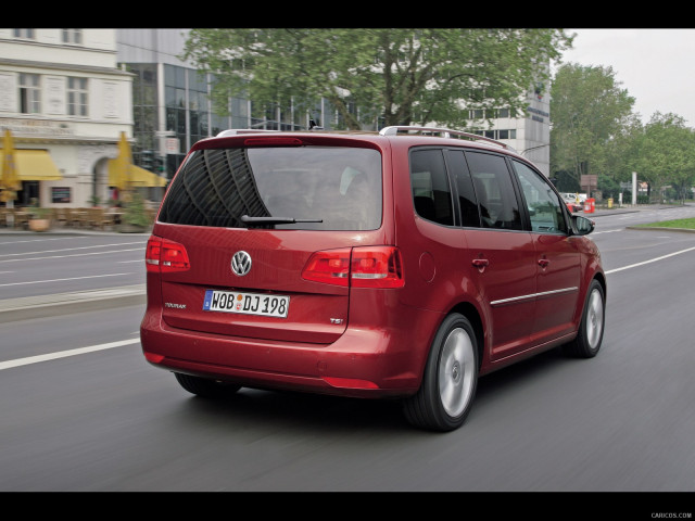 Volkswagen Touran фото