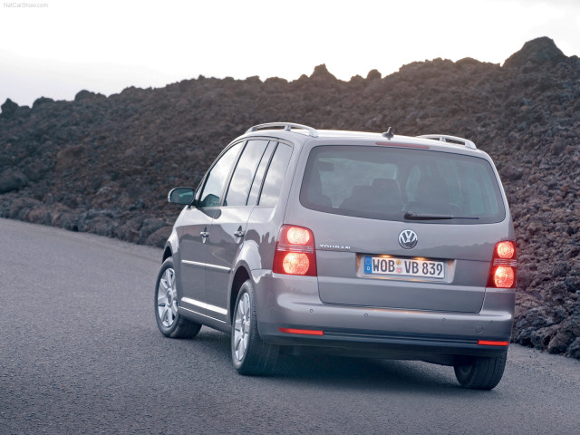 Volkswagen Touran фото