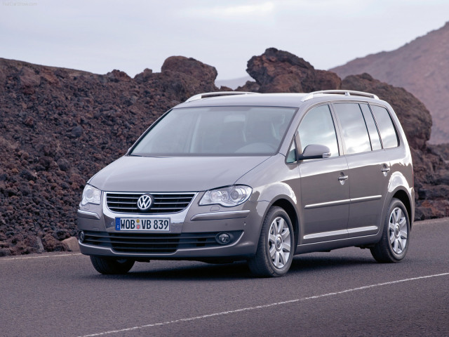 Volkswagen Touran фото