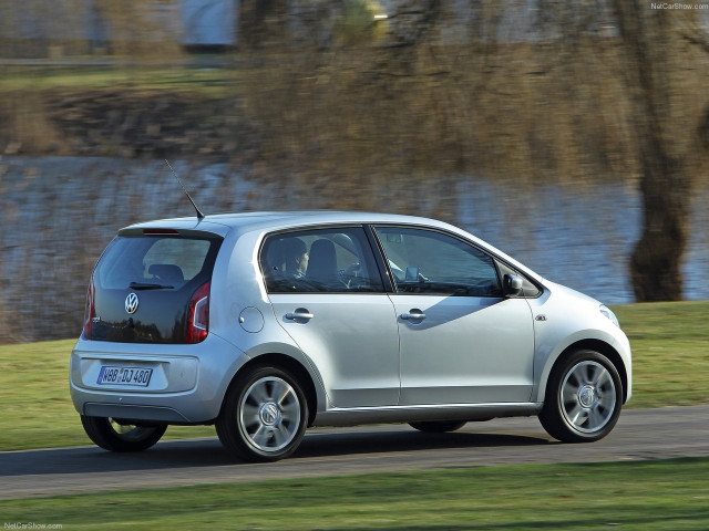 Volkswagen Up 4-door фото