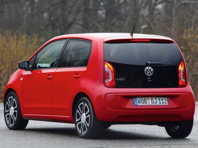 Volkswagen Up 4-door фото