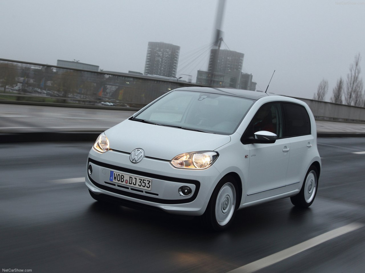 Volkswagen Up 4-door фото 91945