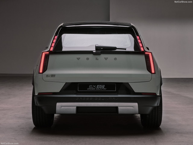 Volvo EX60 фото