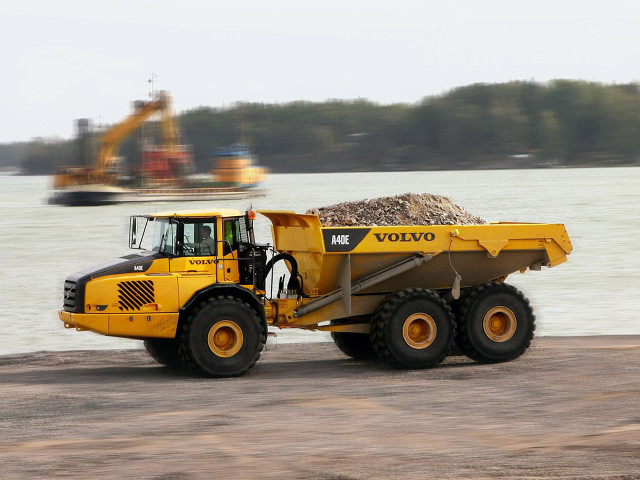 Volvo A40 фото