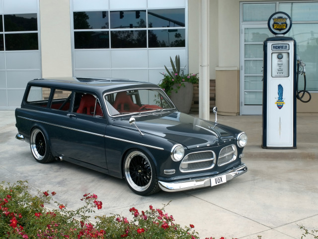 Volvo Amazon фото