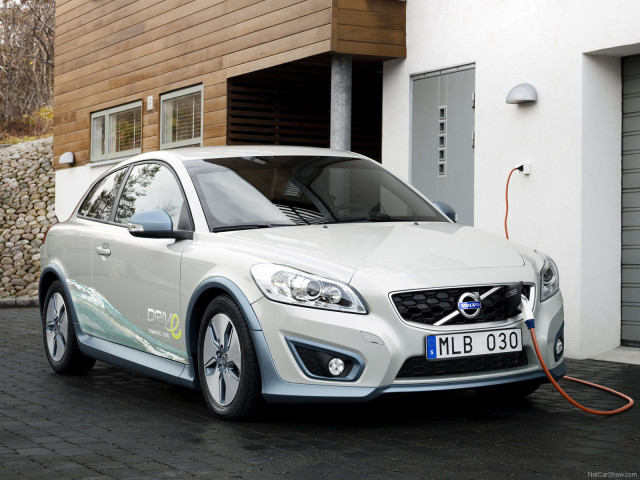 Volvo C30 BEV фото