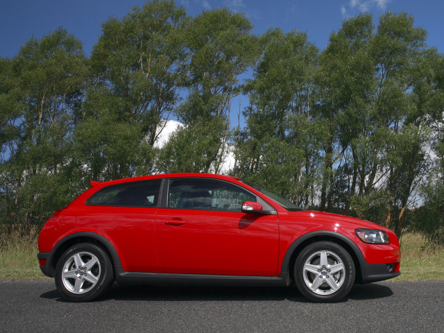 Volvo C30 фото