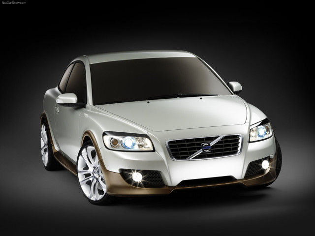 Volvo C30 фото